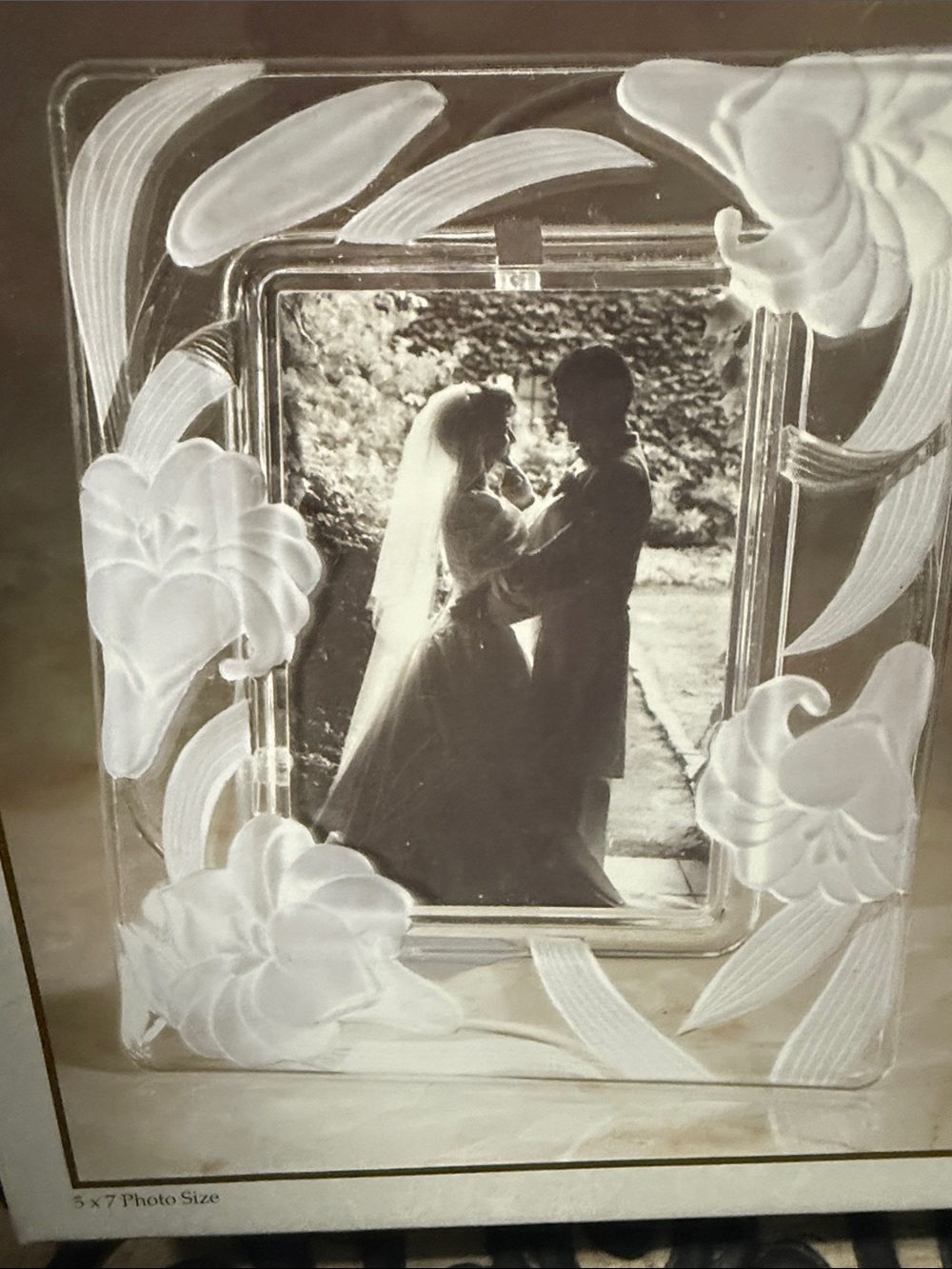 White Floral Clear Glass Picture Frame - Elegant Photo frame 5x7 crystal